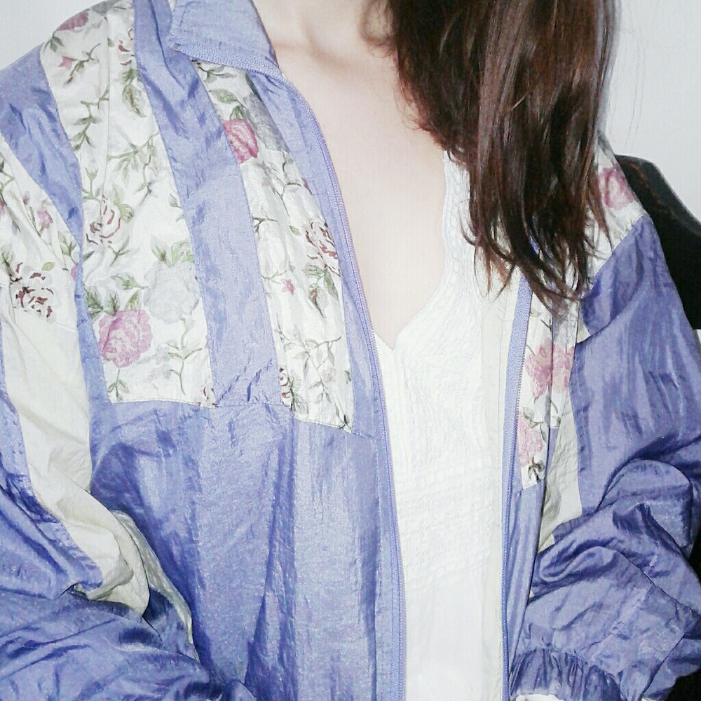 Bold Spirit Vintage Floral Windbreaker
